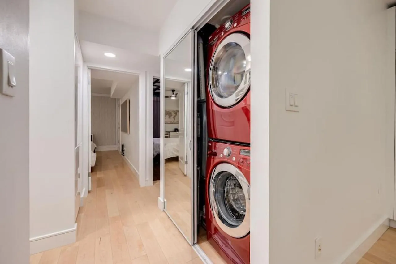 Villa Prime Location 2Br With Kingbed In Vibrant Toronto
